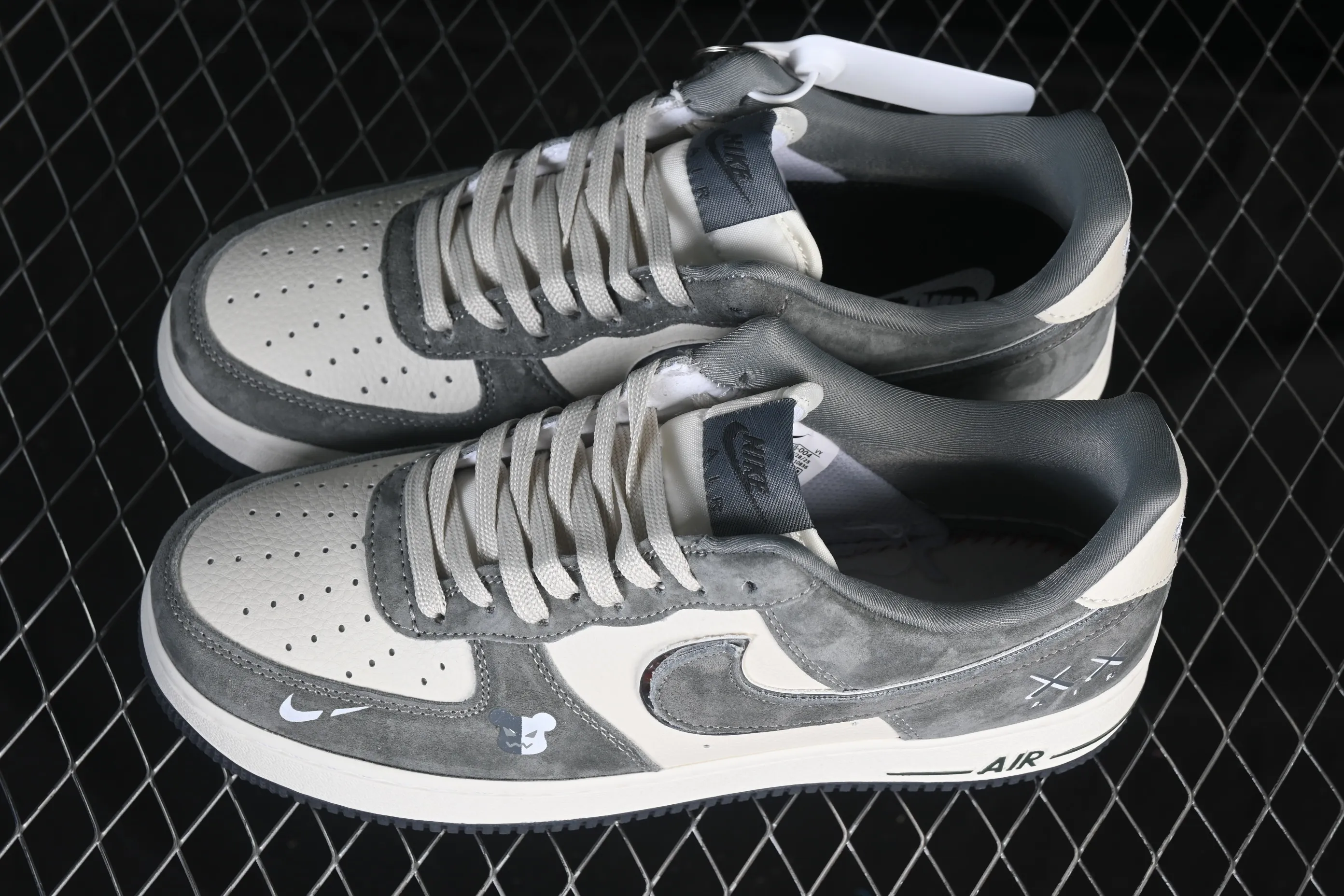 All Categories Nk Air Force 1 Air Force Series Nk Air Force 1 Low Air Force Low Nike Air Force 1'07 Low Violent Bear Joint Gray Pig Eight Air Force One Low Casual Shoes SY1388-004